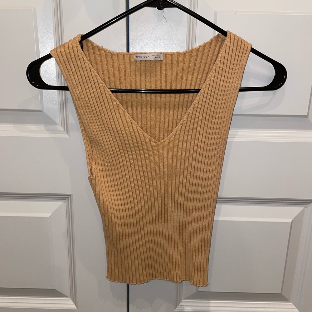 Active USA sweater tank
